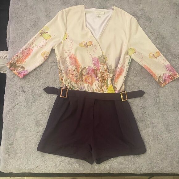 Ted Baker play suit, size M - Picture 3 of 14